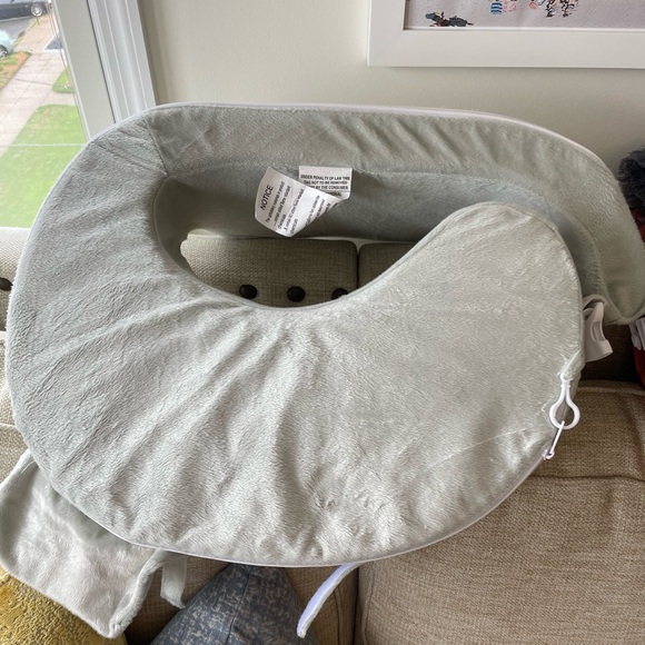 My Brest friend Super Deluxe Nursing Pillow - Picture 2 of 3